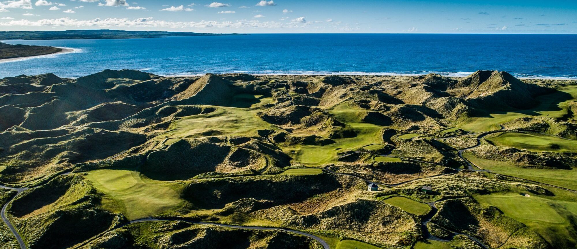 Enniscrone Golf Club on the shores of the Nothern sea