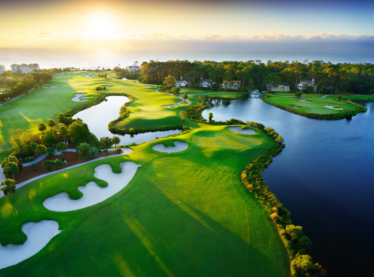 Hole 10 on the Jones Course at Palmetto Dunes