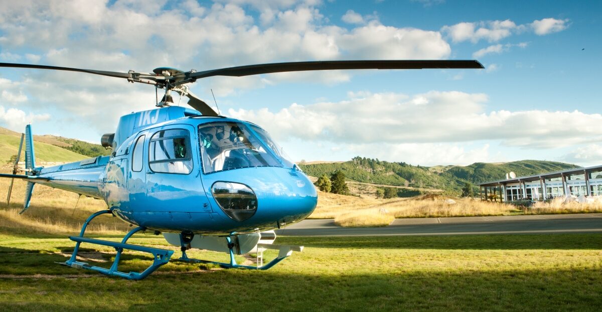 Helicoptor golf tour at the Kinloch Golf Club in New Zealand