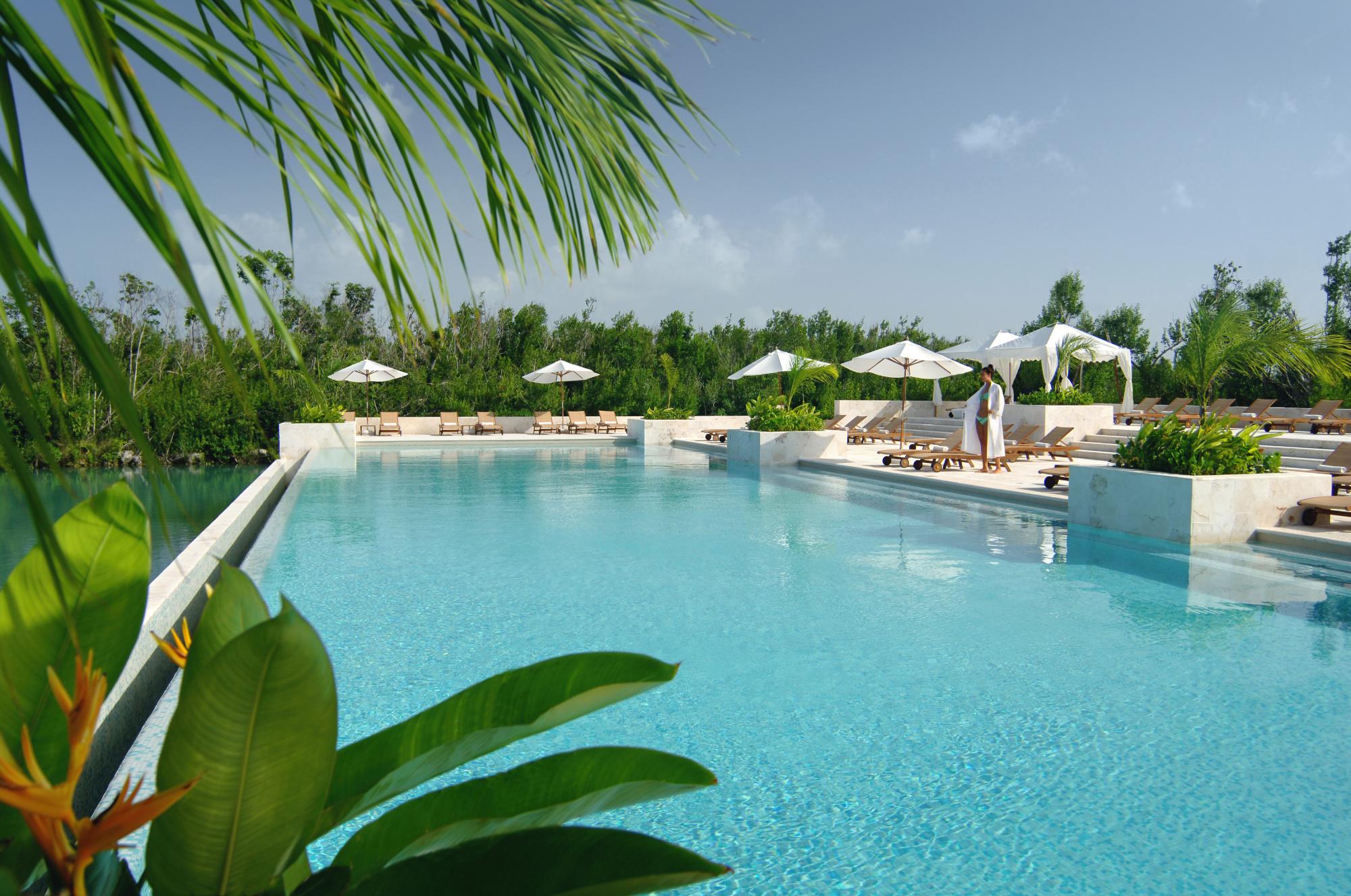 Fairmont Mayakoba Pool