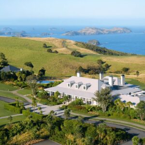 Kauri Cliffs Entrance