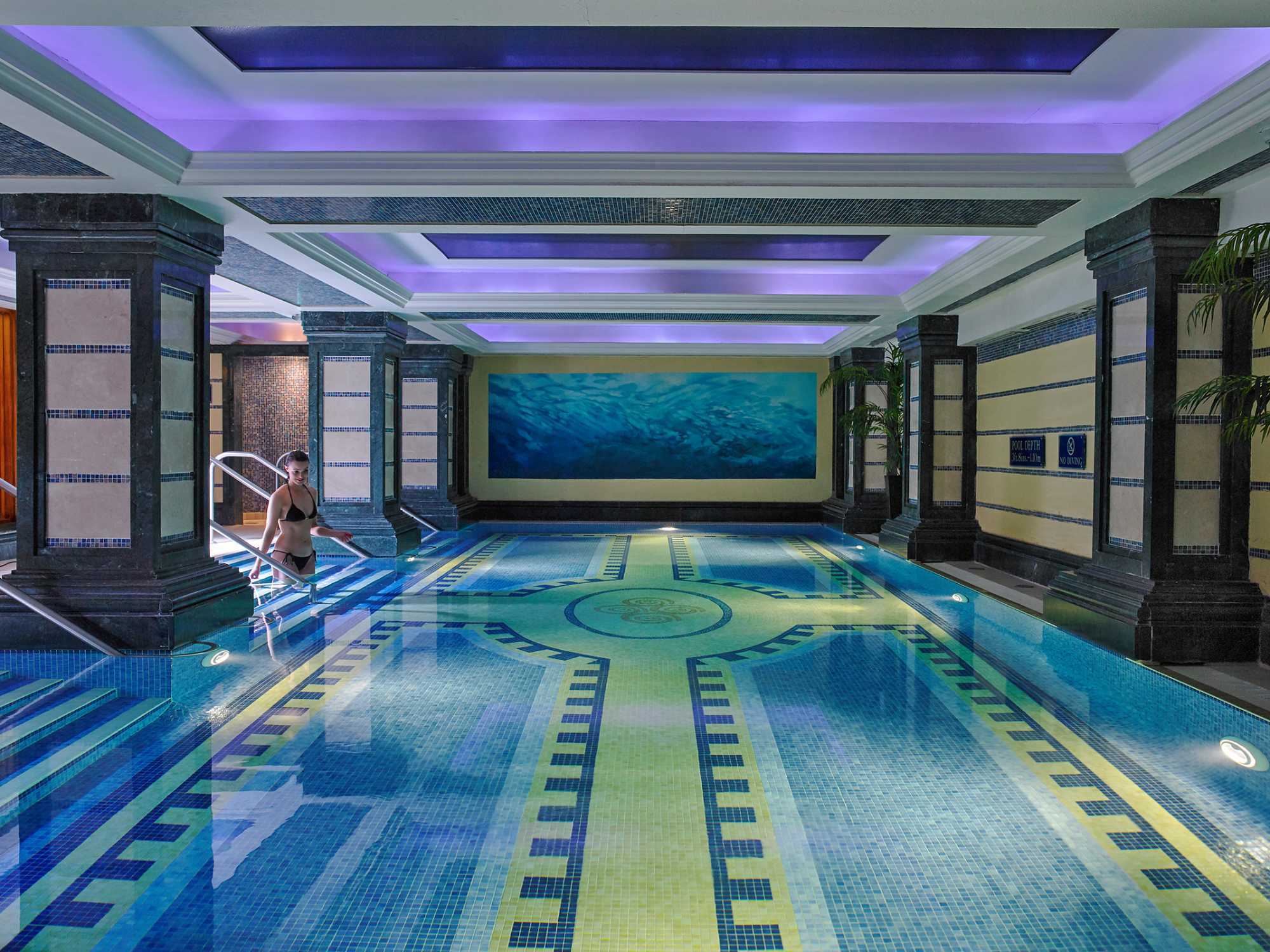Killarney Plaza pool